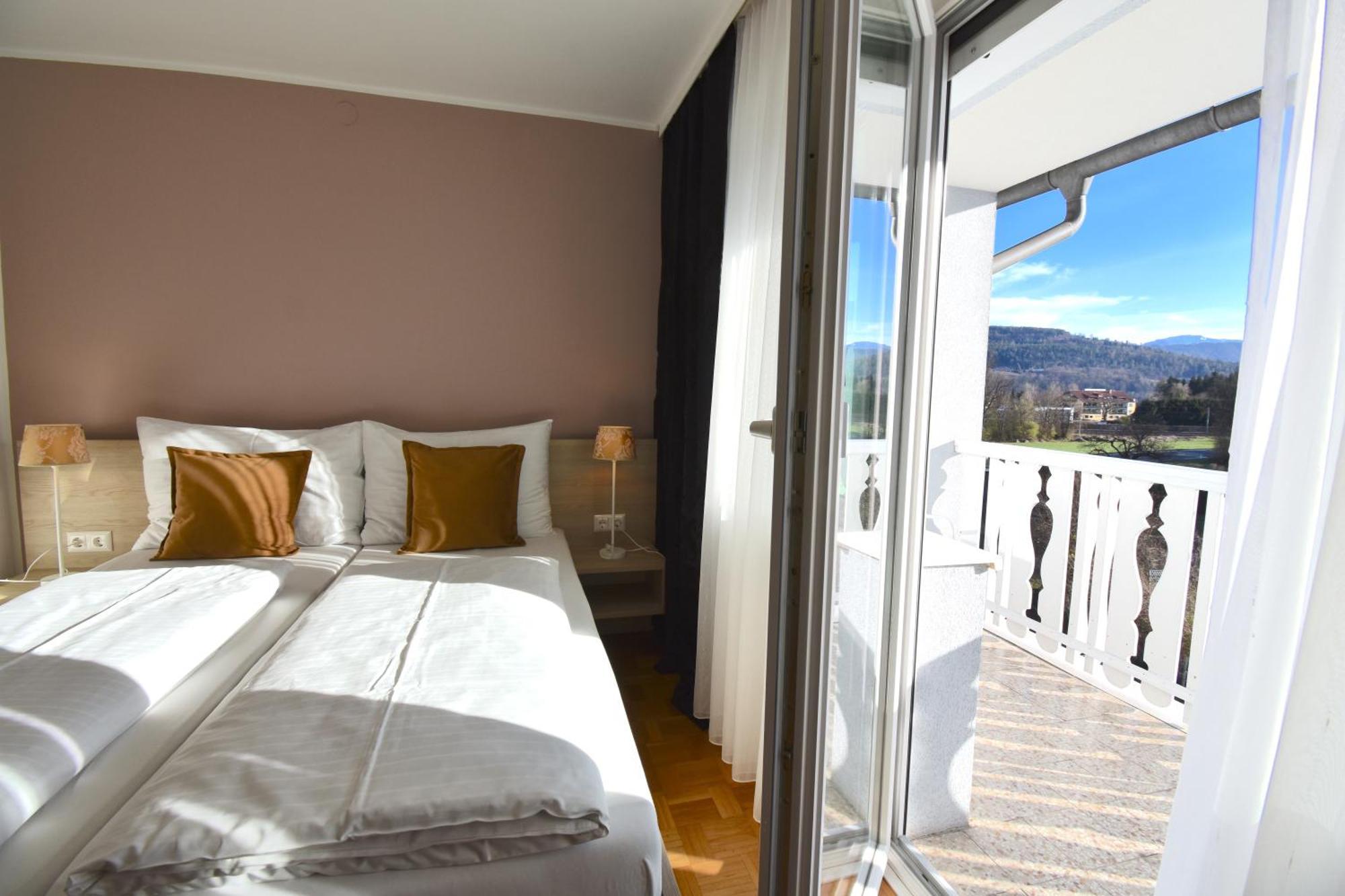 Amoria Secret Escape Woerthersee - Adults Only Wellness & Self Check-In Krumpendorf Oda fotoğraf